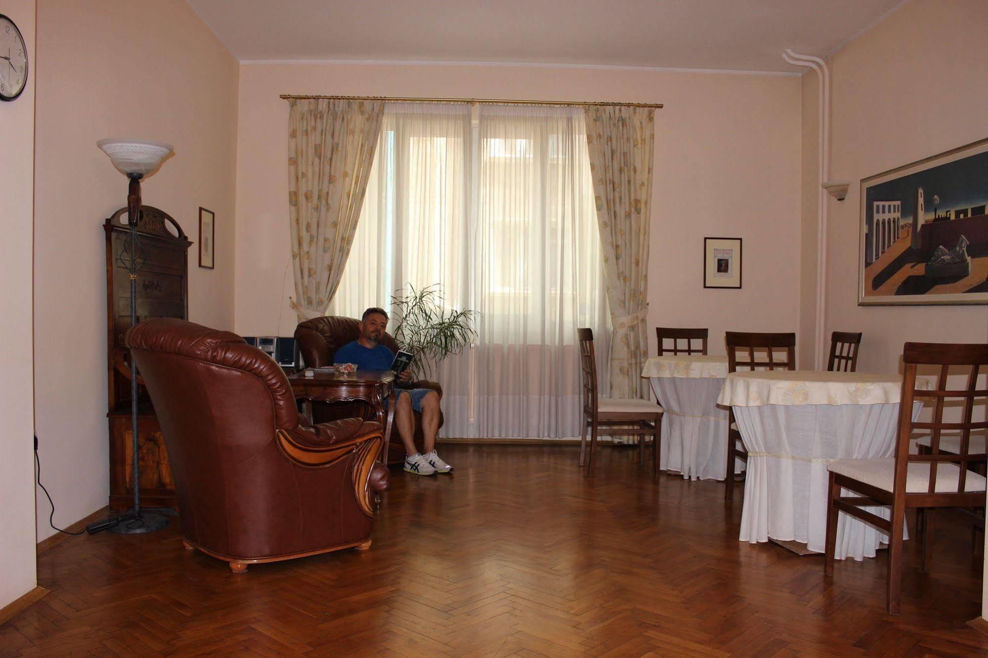 Casa Ferrari Bed & Breakfast 소피아 외부 사진