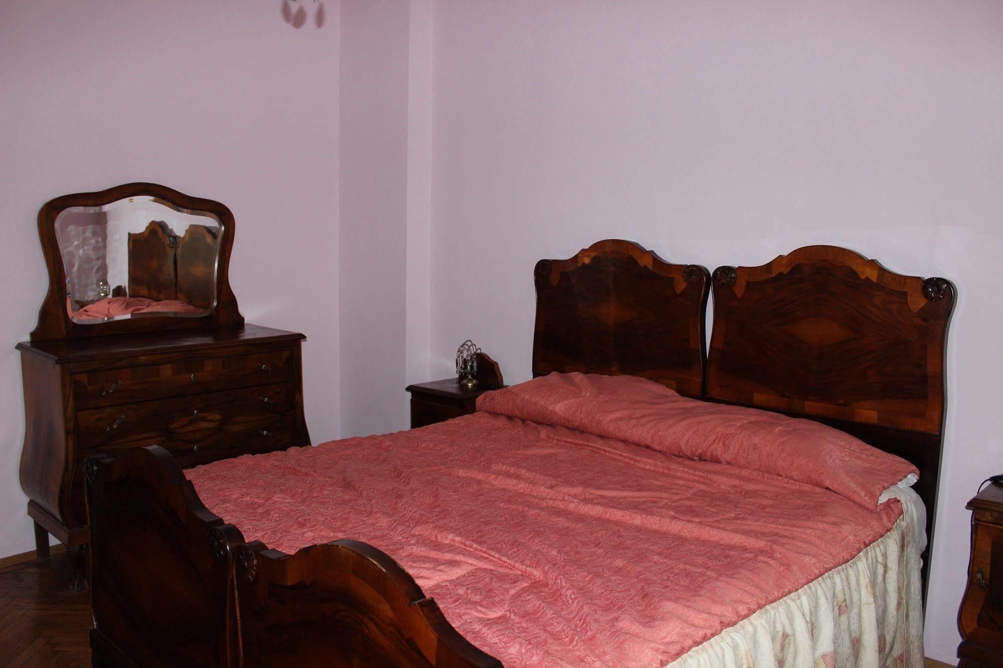 Casa Ferrari Bed & Breakfast 소피아 외부 사진